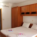 Апартаменты With Parking Space Orebic, Peljesac - 14842 Оребич