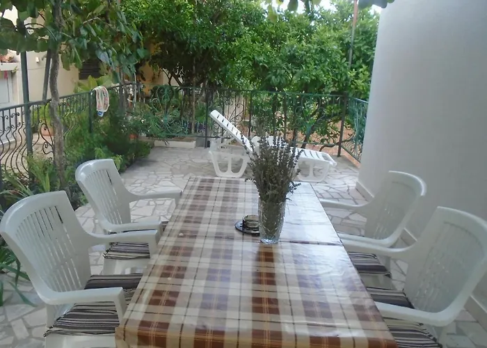 Apartman With Parking Space Orebic, Peljesac - 14842 *